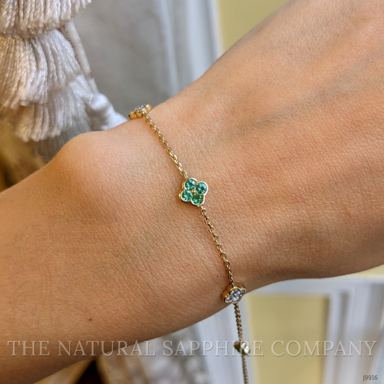 The jewel itself is very beautiful!